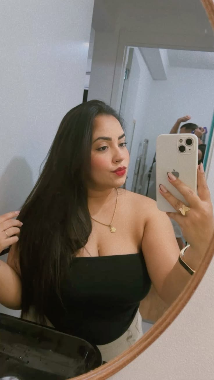 Valeria M.